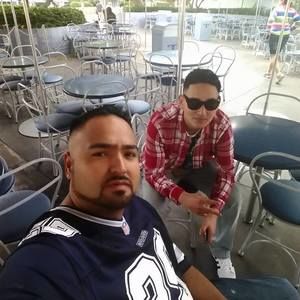 Meet your Posher, Cesar